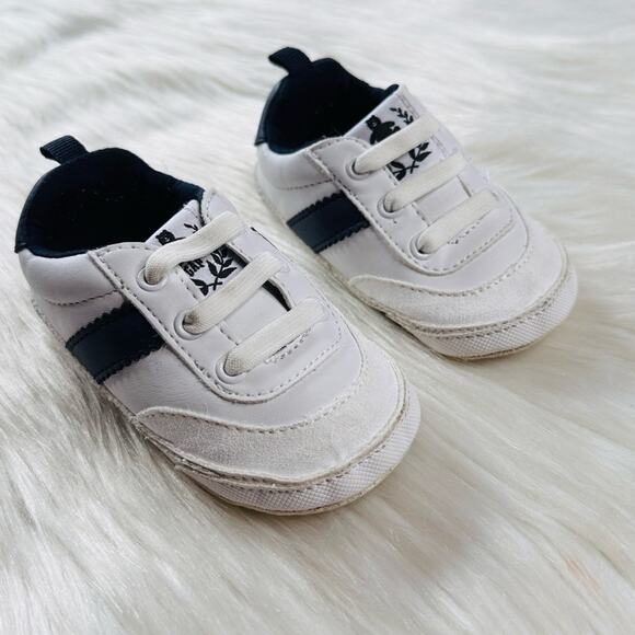 Baby Gap White and Navy Striped Sneakers - Picture 1 of 7